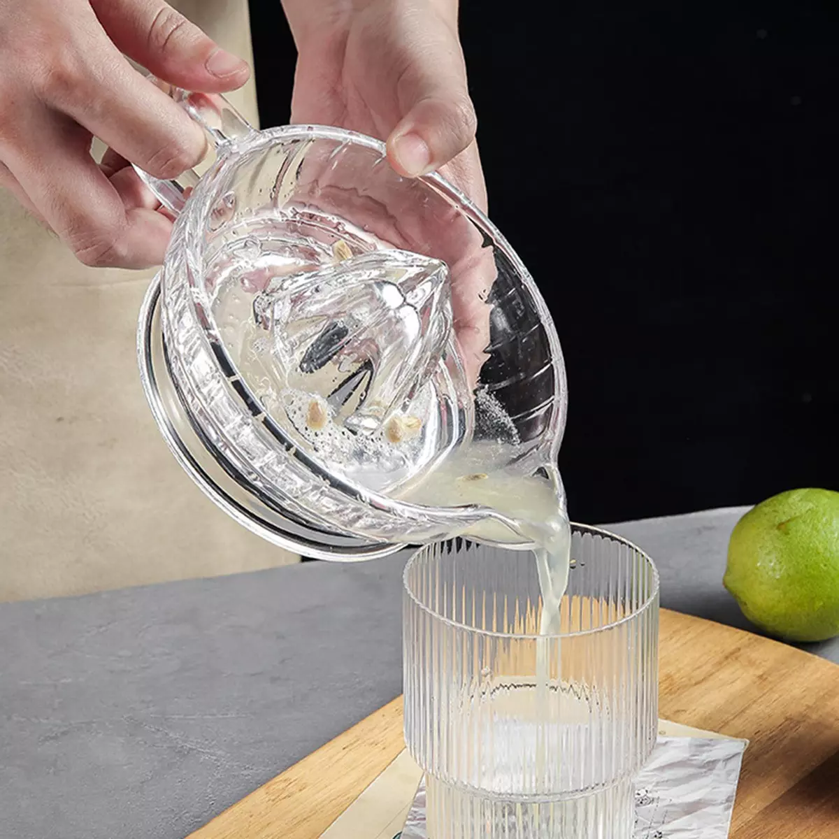 Lemon best sale squeezer glass