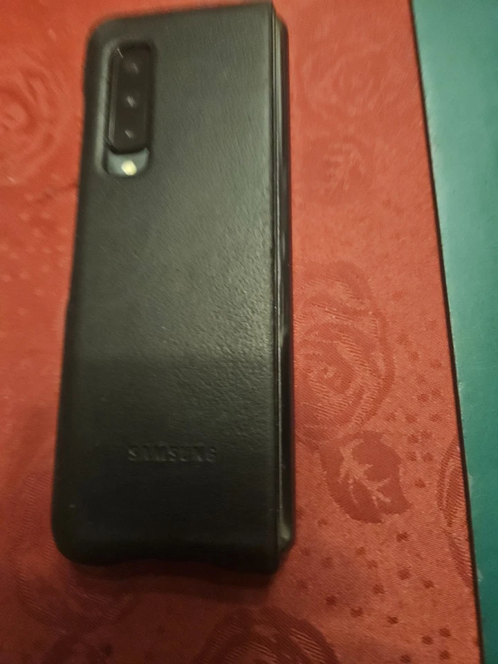 Samsung Galaxy Fold 5G, 512/12 GB. In technisch wie optisch gutem Zustand - Bild 2 von 4