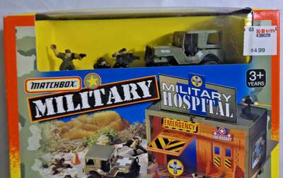 Matchbox Military Hospital 14 Piece Set with Jeep Vintage 1997 NIB