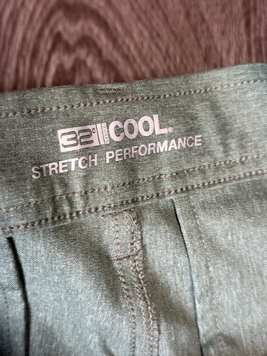Pantaloncini 32 gradi cool elasticizzati performance verdi sportivi comodi estivi 32 - Foto 3 di 4
