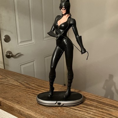DC Comics Catwoman Limited Edition Figurine w/ Base 1915/5200