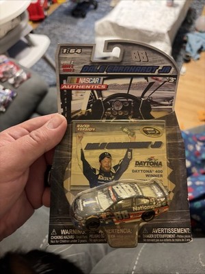 2015 Dale Earnhardt Jr #88 Wave 2 Nationwide Daytona 400 Win 1/64 Authentics