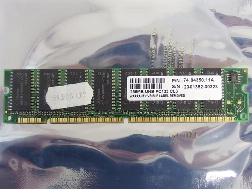 Apacer P/N 74.84350.11A 256MB PC133 CL3 168-pin DIMM SDRAM