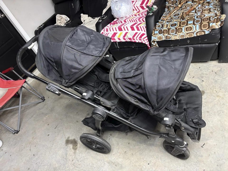 Baby Jogger City Select Double Stroller Near New-HUGE SAVINGS - Image 2 of 4