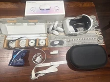 Meta Oculus Quest 2 128GB Virtual Reality Headset - White (OCQ128B) With Acc.