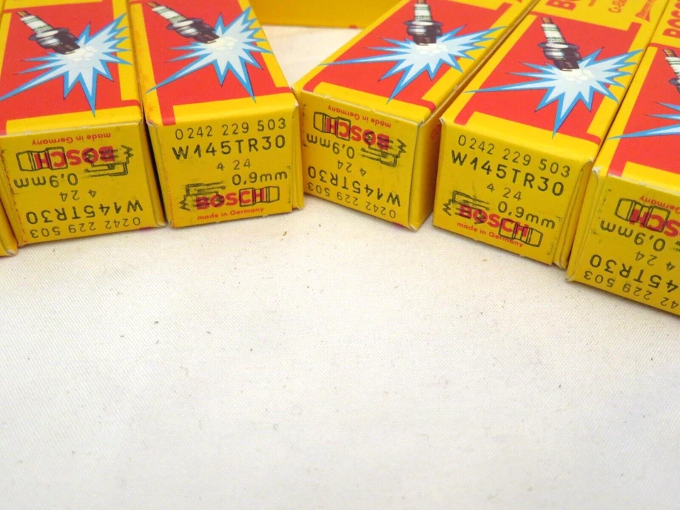 Bujías Bosch Triumph Stag Spitfire TR6 TR7 TR8 MG Midget W145TR30 Foto 3 de 4
