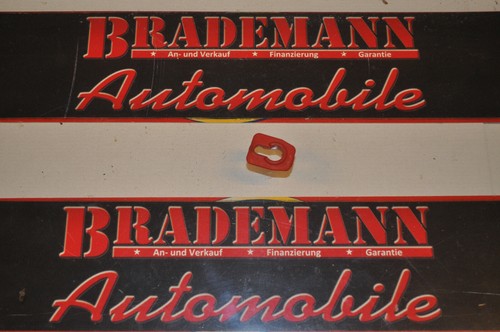 Lancia Ypsilon 843 Halter Verriegelung Motorhaube Plastik Halter Stange