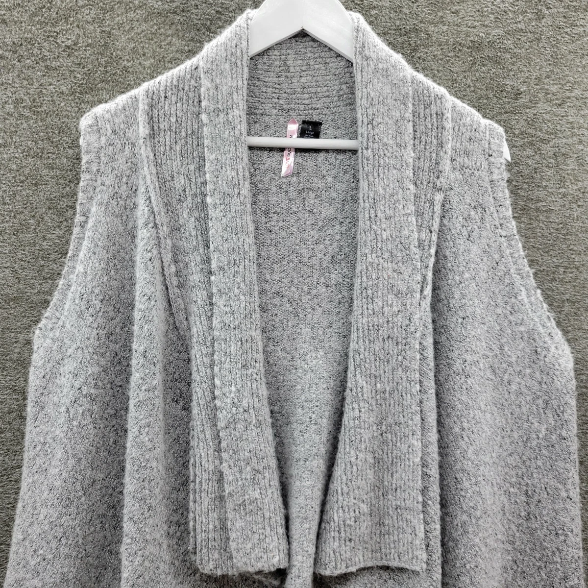 Gray sleeveless best sale cardigan