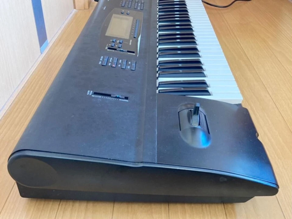 Korg 01/W FD 61 Key Music Workstation Synthesizer keyboard Black Music Instrume - Image 4 of 4