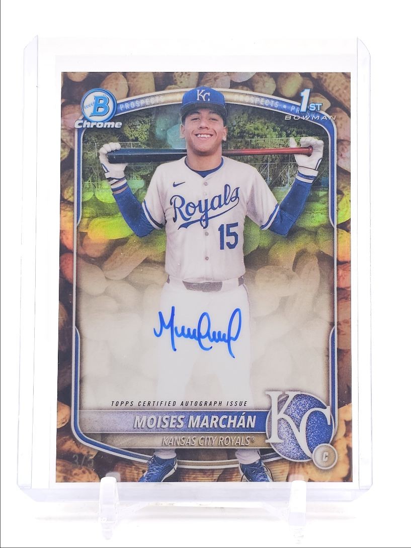 MOISES MARCHAN 2025 BOWMAN CHROME 1ST PEANUTS REFRACTOR AUTO /5 Q4078
