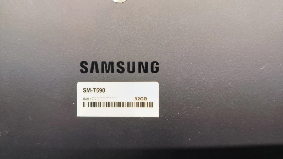 Sasmung Galaxy Tab A 10,1" 32GB WiFi +Schutzfolie +Ladedock +Bumpercase - Bild 2 von 4