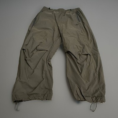 Nike Tech Woven Oversized Joggers Pants Olive Green HM7158-356 Men s Size XLarge