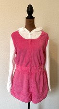 NWT Hello Kitty One Piece Sleepwear Pink Romper With Hood Women  s/Juniors Small