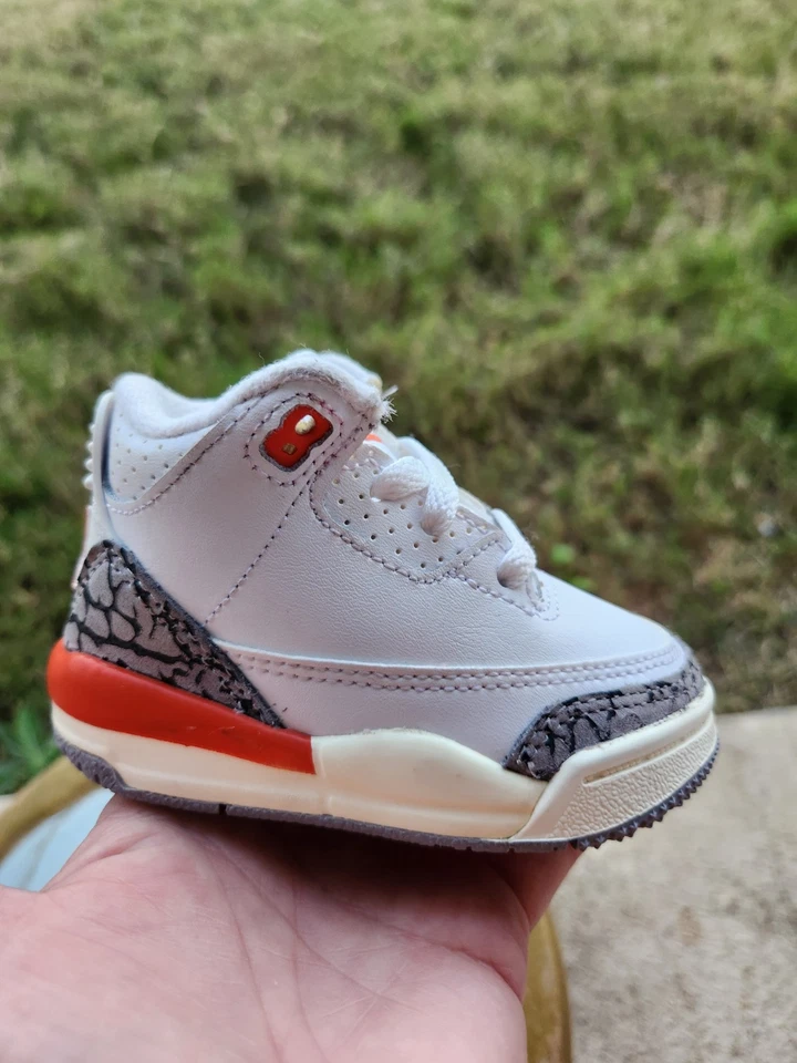 Jordan Retro 3 "Georgia Peach" TOTALMENTE NUEVO Niño 3C Foto 3 de 4