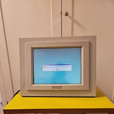 ADVANTECH Industrieautomation mit PCs funktionstüchtig. 