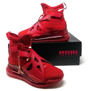 jordan air latitude 720 lx