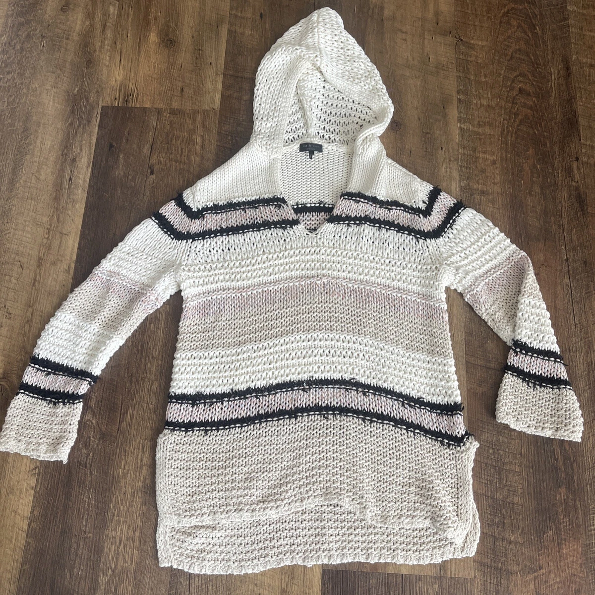 Neutral top color hoodie