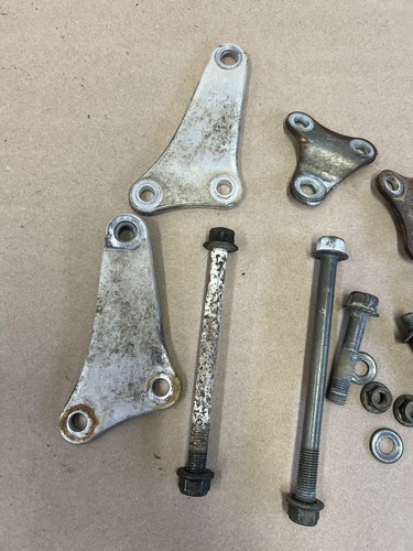 2002 Yamaha WR250F Motor Mounts Bolts Nuts B251 - Picture 2 of 5