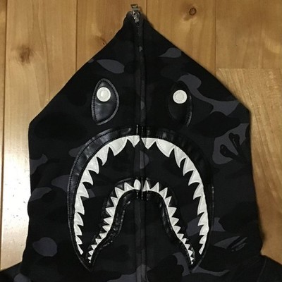 NEIGHBORHOOD × BAPE CAMO Shark FULL ZIP HOODIE Skull A Bathing Ape NEIGHBORHOOD × BAPE CAMO Shark FULL ZIP HOODIE Skull A Bathing Ape