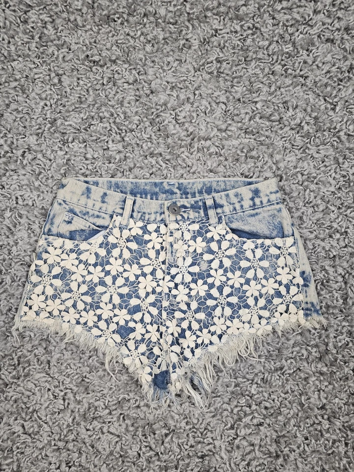 Denim Co Damen Jean Shorts Gr.36 Blau Weiß High Rise Y2K Shorts - Bild 1 von 4