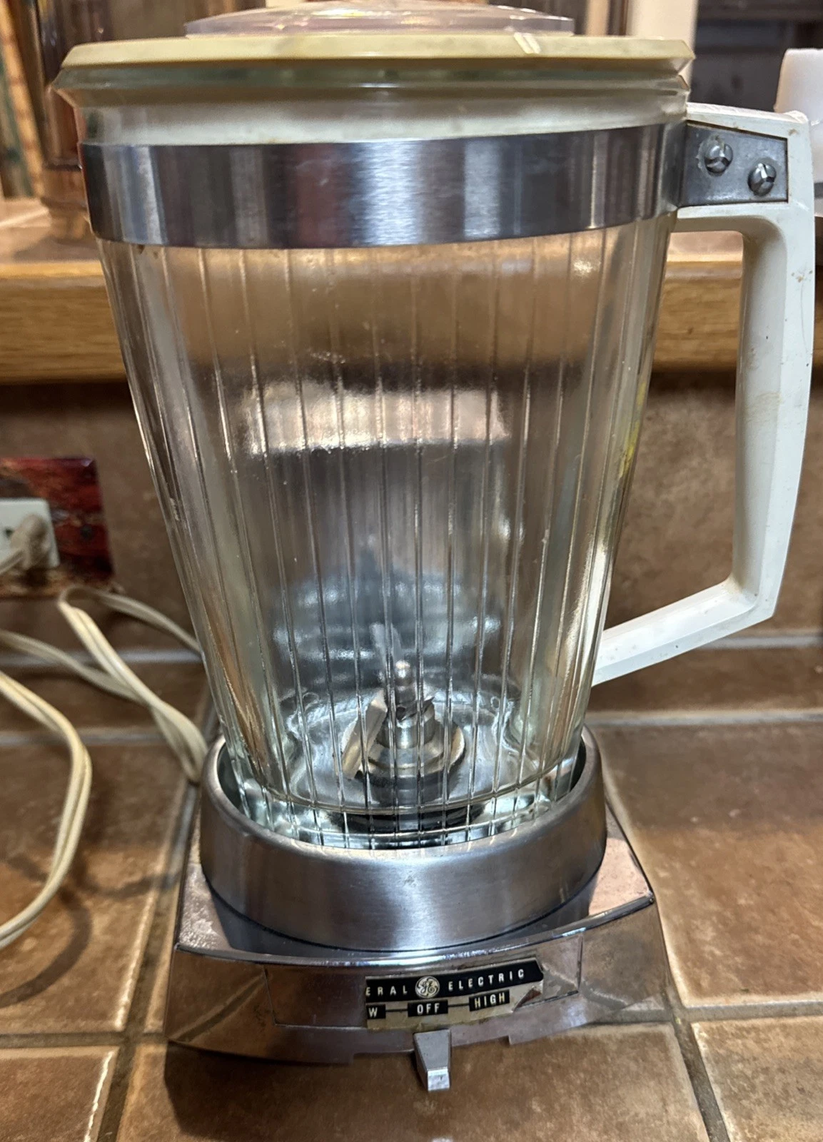 Vintage General Electric 2-Speed Chrome Blender 450 Watt 22BL2 USA Tested
Opens in a new window or t