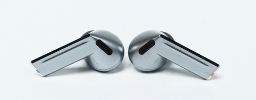Samsung Galaxy Buds3 Pro SM-R630 Wireless Earbud Headphones - Silver - Picture 4 of 7