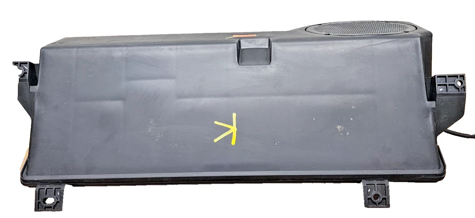 Subwoofer trasero Harman Kardon A25182000 fabricante de equipos originales Mercedes-Benz Clase R R350 2006-2011 Foto 3 de 4