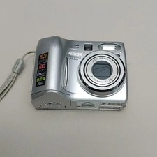 Nikon Coolpix 7600 Digital Camera w/ Accessories