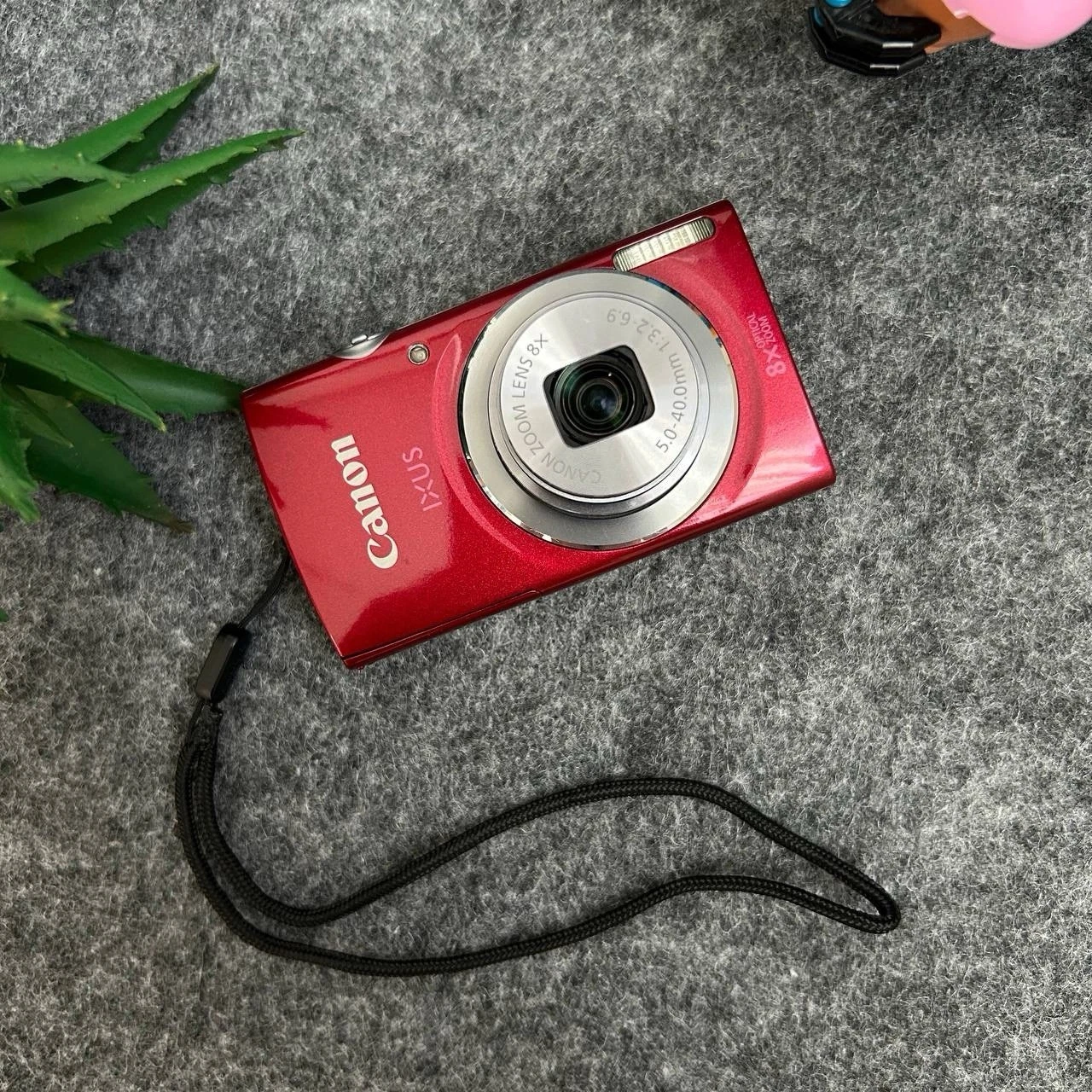 Rare Red Canon IXUS 145 Digital Camera With Battery Charger - Tested & Working!