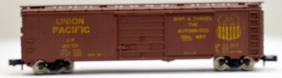 CON-COR N Scale UNION PACIFIC 52' Single Door Box Car #201721; Metal Wheels - Image 4 of 4