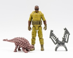 Jurassic World Owen Grady Figura Hammond Collection | Cuotas sin interés