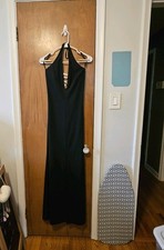 2006 Black Floor Length Evening Gown Prom Dress With Rhinestone Accents