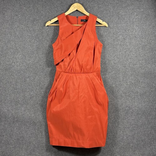 Cue Dress Size 6 Orange Taffeta Round Neck Sleeveless Knee Length With Pockets