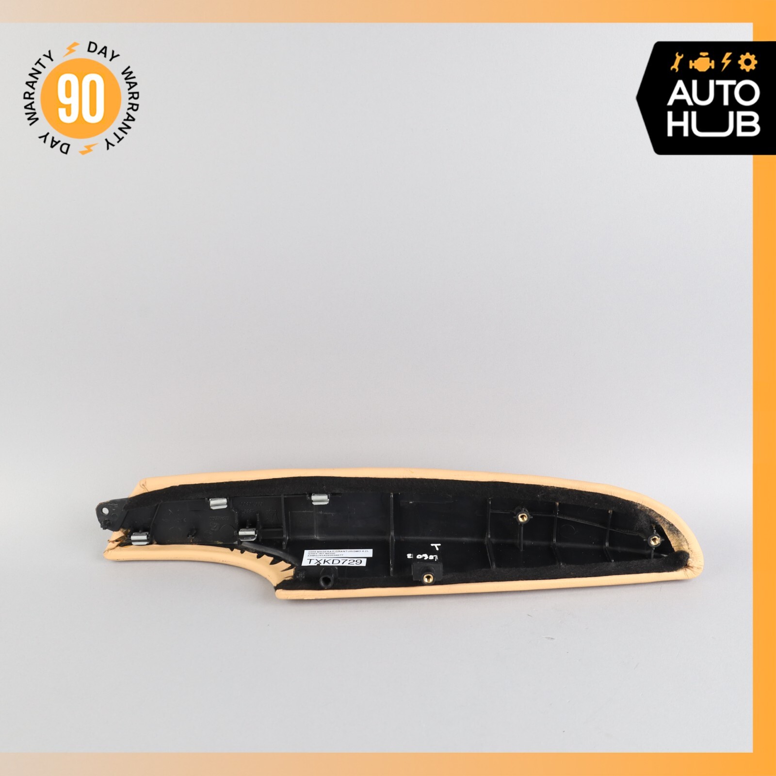 08-17 Maserati Granturismo M145 Front Right Interior Door Panel Armrest OEM