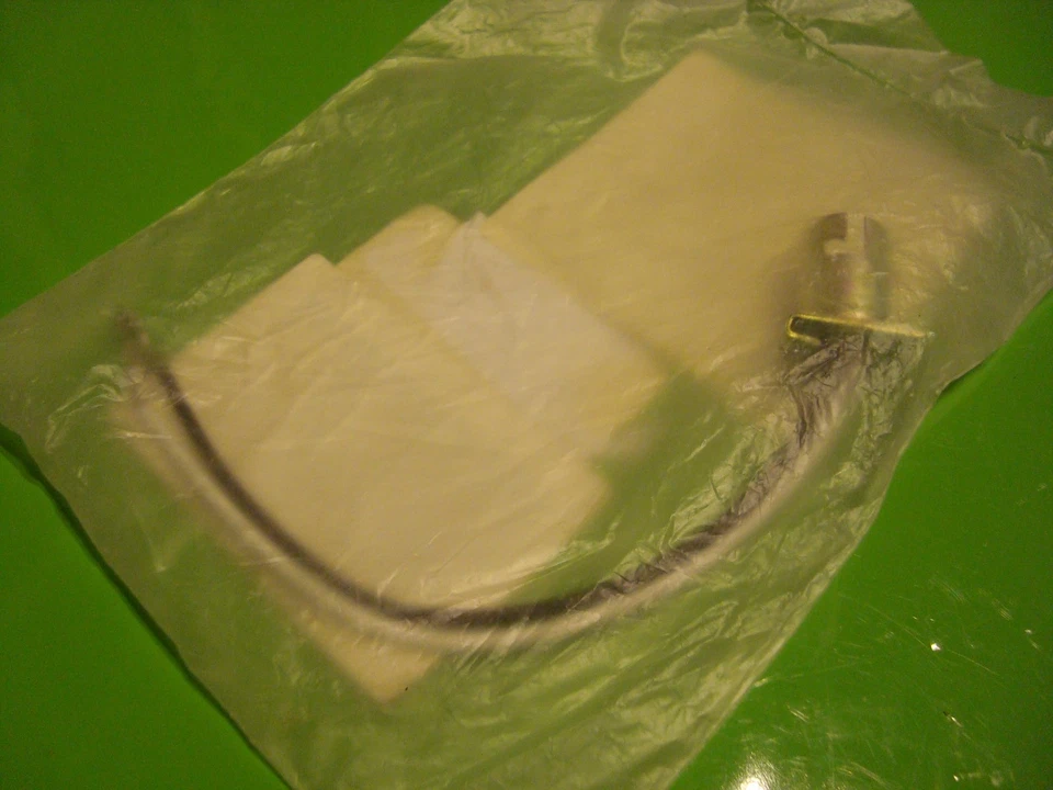 KENMORE OEM LÁMPARA BASE BOMBILLA ENCHUFE PARA ASPIRADORA  Foto 2 de 2