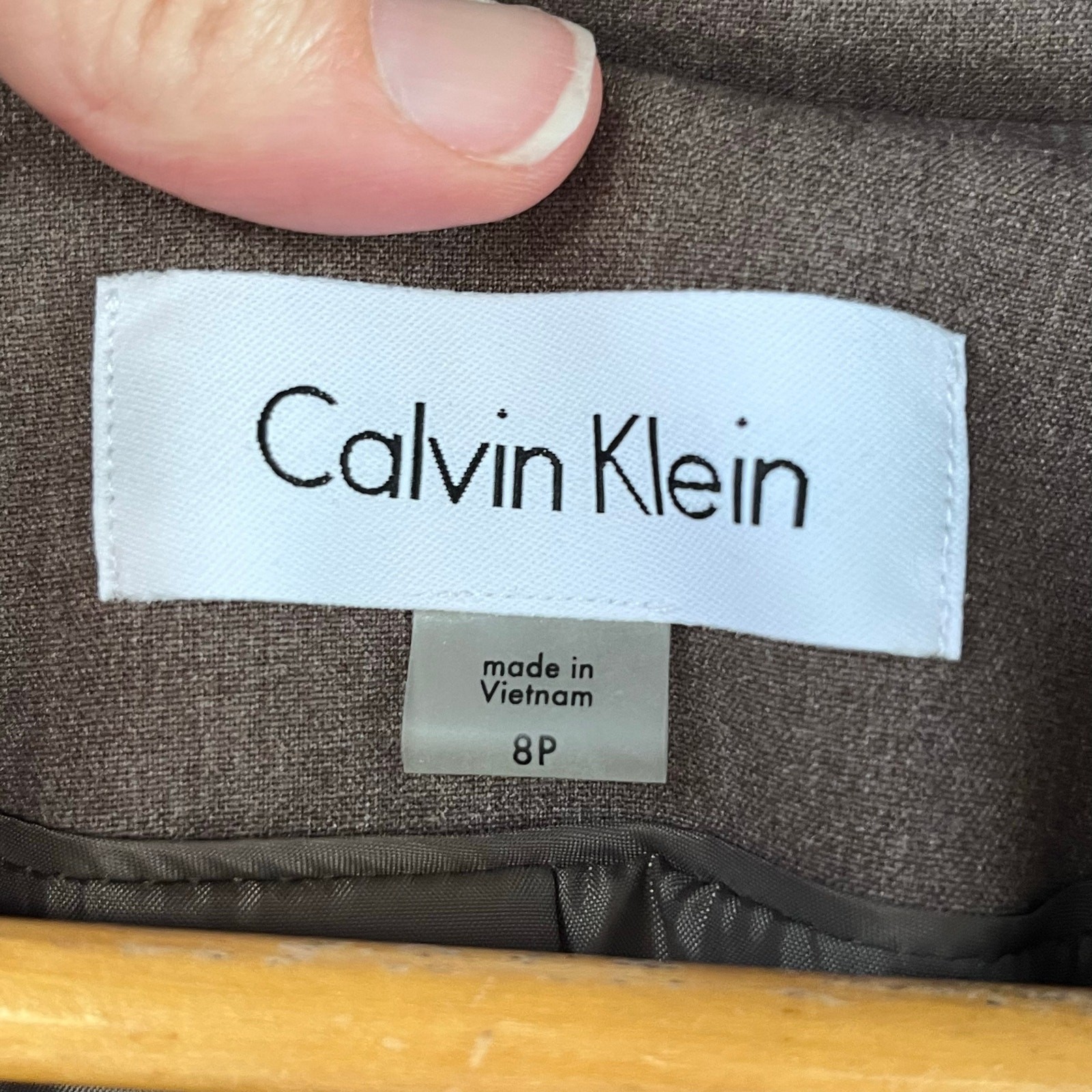 Calvin Klein Women's Brown Short Blazer Size 8P. NEW thumbnail 7