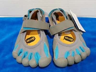 Vibram Fivefingers Womens Size 36 Barefoot Shoes Gray And Blue