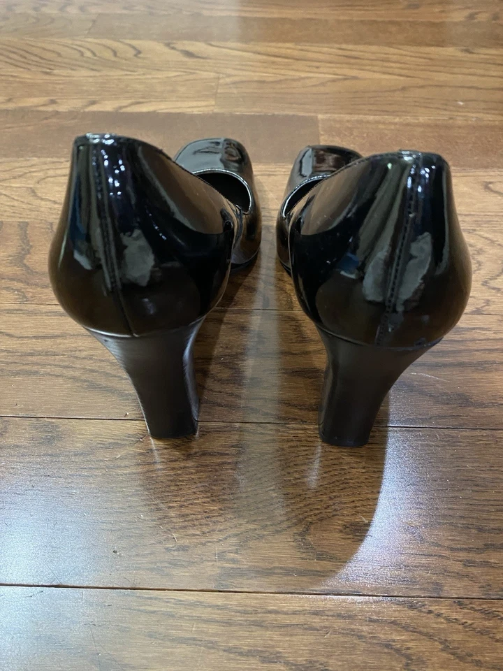 Circa By Joan And David 方头高跟鞋,粗跟 8.5 码黑色漆皮 — 第 2/4 张图片