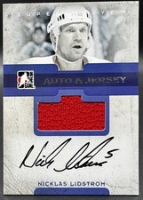 2006-07 In The Game Superlative Auto & Jersey Nicklas Lidstrom AJ-NL Auto Jersey