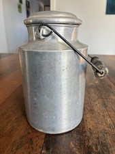 Alte Milchkanne Aluminium mit Holzgriff Vintage Deko Landhaus H. 18cm
