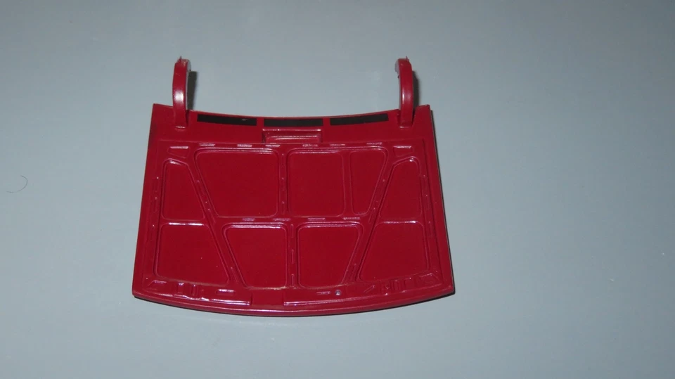 1:18  AUTOART HOLDEN COMMODORE VL SS GRPA ,PERMANENT RED BONNET ONLY, PAINT RASH - Image 3 of 4
