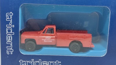 Trident 90364 Chevrolet Pickup ''Allied Services'' 1/87
