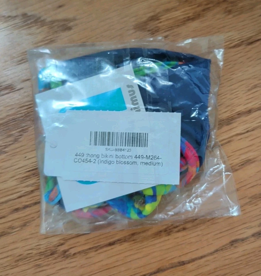 Tanga Bikini Wicked Weasel Microminimus Flor Índigo 24 Aniversario Mediana Foto 3 de 3