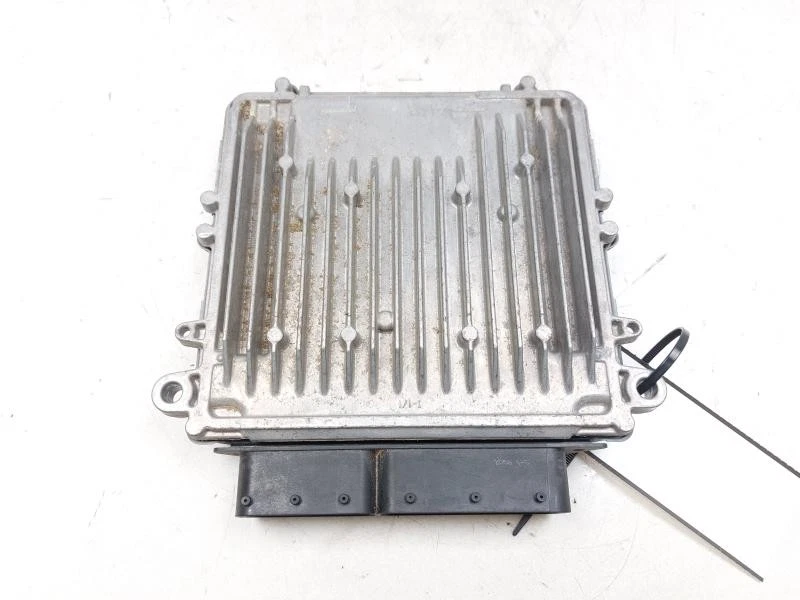 0281015068 CENTRALINA MOTORE ECU BOSCH MERCEDES-BENZ CLASSE C (W204) 4-MATIC 3.0 - Immagine 3 di 4