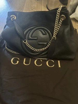Gucci Damen Schultertasche Soho Leder Schwarz DoppelKette neuwertig - Bild 1 von 4