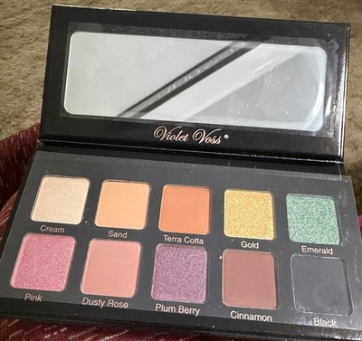 Violet Voss Essentials Pro Series Eye Shadow Palette -