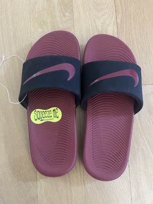 NIKE KAWA Youth Black/Team Red Slide Sandals, Size: 5Y, FJ2250-001 -NWT