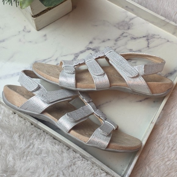 Vionic Size 10 Amber Adjustable Strap Silver Meta… - image 8