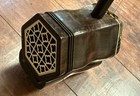 Maestro made Erhu, Chinese fiddle 王国兴专业传统六角红酸枝二胡 — photo 2