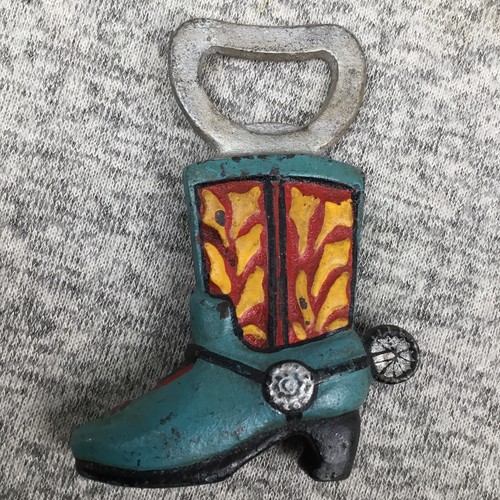 Cowboy Boot Bottle Opener Metal Cowgirl Spurs Yellow Red Blue - Imagen 4 de 6